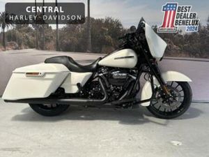 HARLEY-DAVIDSON STREET GLIDE SPECIAL 1750 66KW — MOTOREN | HARLEY-DAVIDSON — MARKTPLAATS