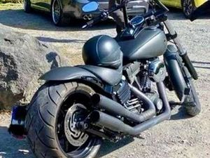 HARLEY-DAVIDSON CUSTOM BIKE