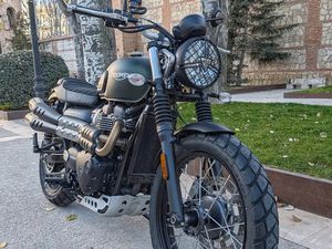 TRIUMPH SCRAMBLER