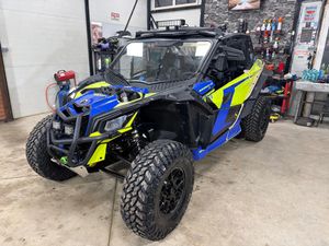 CAN-AM MAVERICK X3 DS TURBO R →