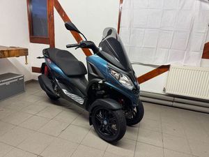 PIAGGIO MP3 300 HPE E5 SPORT | 2.192 KM | TOP