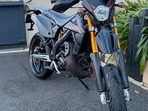 MOTO RIEJU MRT PRO BLACK SÉRIE