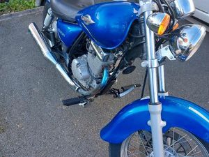 MOTO SUZUKI 125 CC MARAUDER