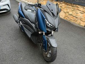 XMAX 125