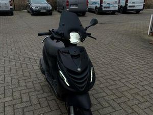 ② PIAGGIO ZIP IGET 2020