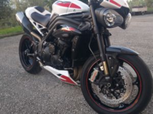 SPEED TRIPLE 1050 RS