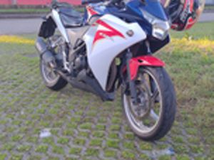 HONDA CBR 250R 2012