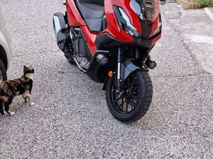 HONDA ADV 350 ROSSO