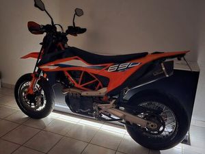 KTM 690 SMCR 2024