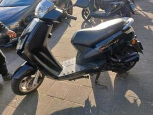 PEUGEOT VIVACITY ZWART — SCOOTERS | KYMCO — MARKTPLAATS