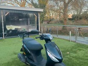 PIAGGIO ZIP 2020 - GOED ONDERHOUDEN! — SCOOTERS | PIAGGIO — MARKTPLAATS