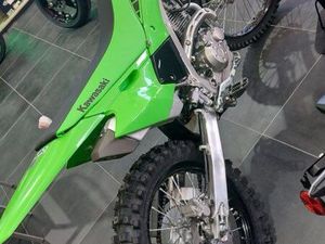 140 KLX 2025
