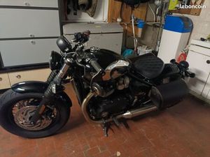 A VENDRE TRIUMPH BONNEVILLE BOBBER