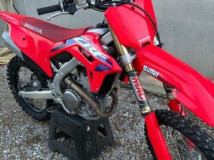 CRF 250 R 2024