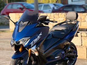 T.MAX 530DX ANNÉE 2019