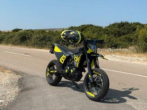 HUSQVARNA 701 SM SUPERMOTO