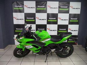 KAWASAKI - NINJA 650
