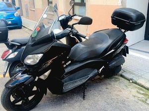 YAMAHA - XMAX