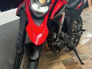 YAMAHA XTZ 250 LANDER LE CAPITAO AMERICA