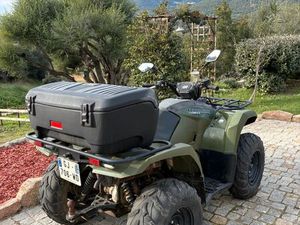 QUAD YAMAHA KODIAK – TRÈS PEU UTILISÉ – 1 824 KM – ÉTAT PROCHE DU NEUF