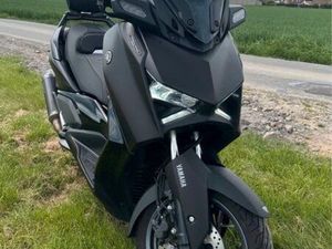 YAMAHA XMAX TECH MAX 2024