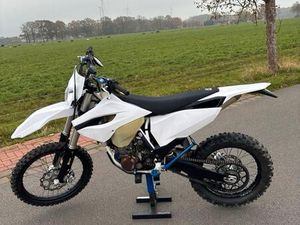 HUSQVARNA FE 450