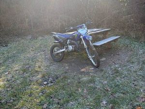 85 YZ