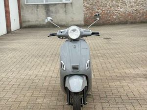 ② SCOOTER A KLASSE 4TAKT 2023 2DKM START EN RIJDT PERFECT