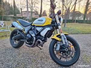 MOTO DUCATI SCRAMBLER 1100