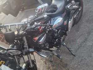 ② MOTO KYMCO 125 CC 2600KM TRES PEUX ROULER