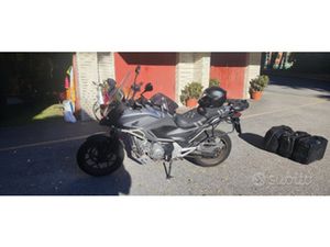 HONDA NC 700X CAMBIO MANUALE - PATENTE A2