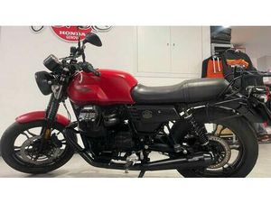 VENDO MOTO GUZZI V7 III STONE (2017 - 20) USATA A GENOVA (CODICE 9906292) - MOTO.IT