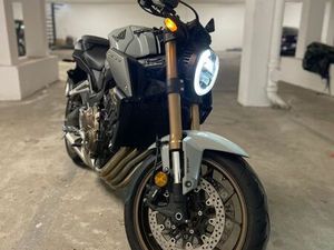 HONDA CB650R PEARL SMOKEY GREY