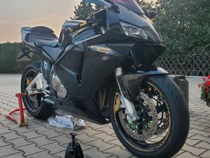 HONDA CBR600RR PC37