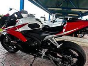 HONDA CBR 600RR