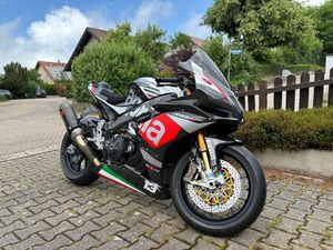 APRILIA RSV4 RF MY16 "RACE" – TOP AUFGEBAUTES RENNMOTORRAD