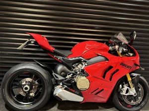 2023 23 DUCATI PANIGALE V4S 23MY