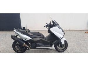 YAMAHA TMAX 530 MACIEIRA DE CAMBRA