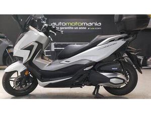 VENDO HONDA FORZA 350 (2022 - 24) USATA A ROMA (CODICE 9906384) - MOTO.IT