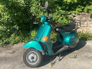VESPA COSA 200