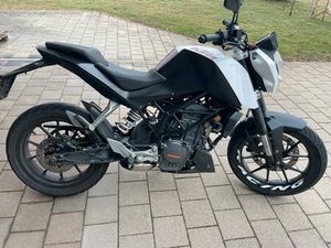 KTM DUKE 125
