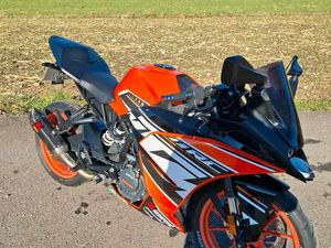 KTM RC 125 | 15 PS | AKRAPOVIC | TOP ZUSTAND