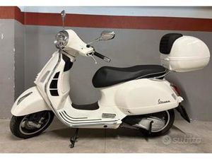 VESPA 300 GTS