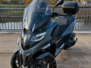 PIAGGIO MP3 530 EXCLUSIVE FAST NEU VIEL ZUBEHÖR
