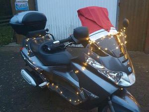 PIAGGIO X8 125 TÜV JUNI 2027