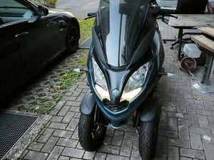 PIAGGIO MP3 300