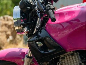CB500 COR DE ROSA PANTERA.BIKER AZEITÃO (SÃO LOURENÇO E SÃO SIMÃO)