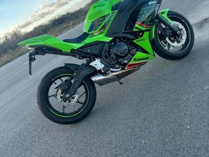 KAWASAKI NINJA 650 BJ. 2023, WERKSGARANTIE, WENIG KM