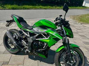 KAWASAKI Z125 - ALPHA LEISTUNGSKIT, TIEFERGELEGT & ZUBEHÖR