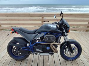 BUELL M2 CYCLONE